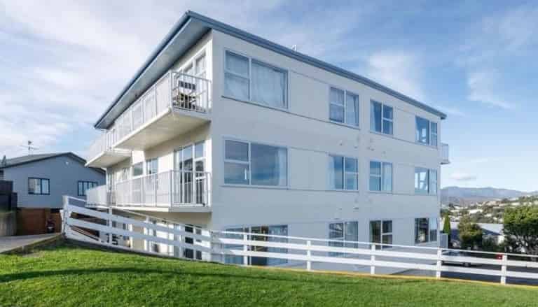 9/32 Akaroa Drive, Maupuia