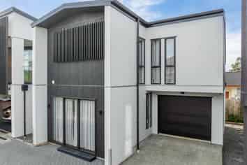 2/8 Sunnybrae Road, Hillcrest