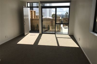 Modern 2-Bedroom Townhouse in Glenfield  – Water Included! - Ansicht 3