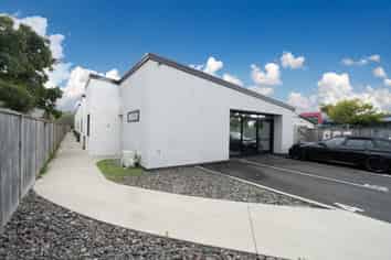 1/162 Massey Street, Frankton