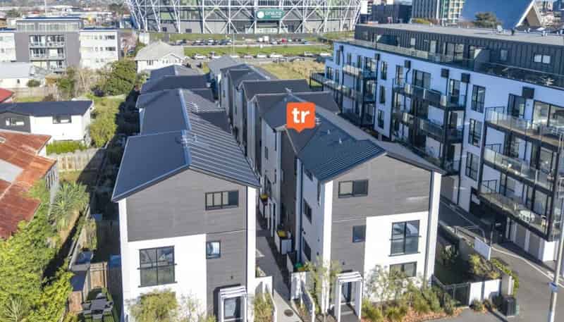 2/196 Worcester Street, Christchurch Central