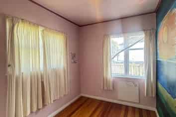 6 Cleghorn Avenue, Three Kings