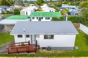 17B Moki Place, Ruakaka