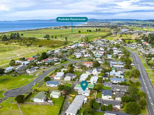 17B Moki Place, Ruakaka