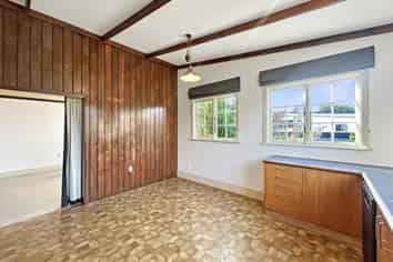 102 Featherston Street, Takaro