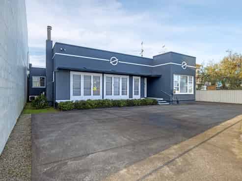 Deceptively large, impressively located offices