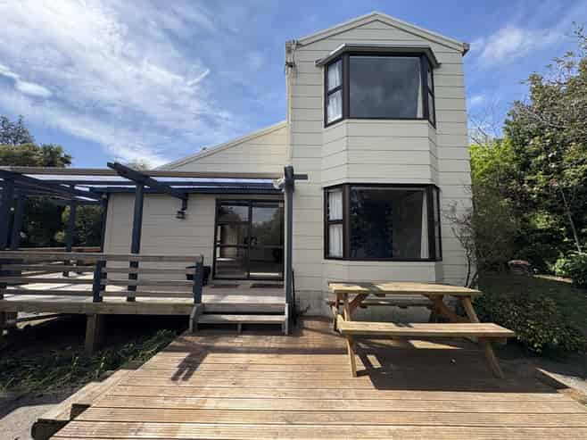 1/54 Muritai Crescent, Havelock North