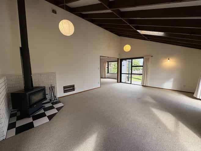 1/54 Muritai Crescent, Havelock North