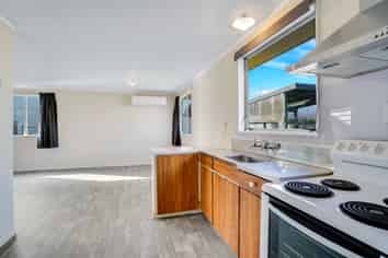 2 Kim Lane, Nawton