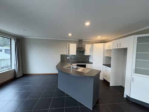 6A Dowding Street, Melville