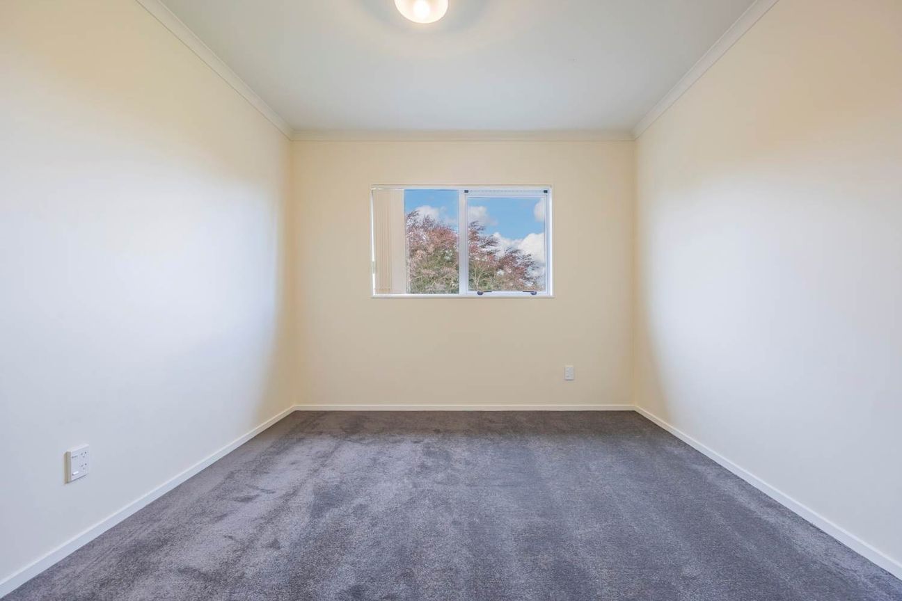 Spacious 5-Bedroom Family Home for Rent - Widok 2