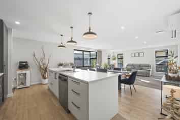148 Derwent Crescent, Glengarry