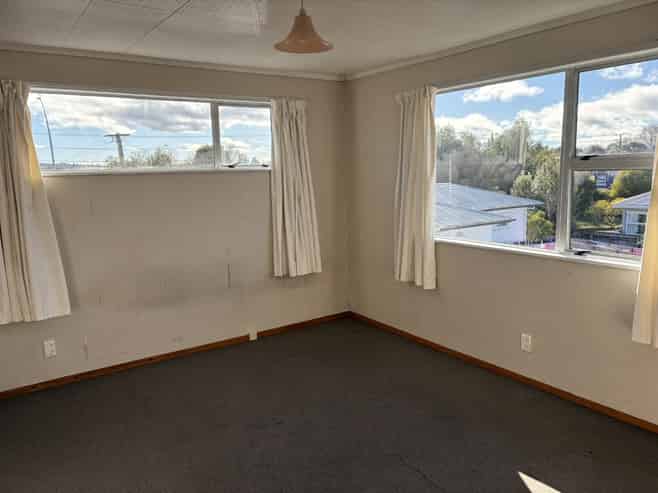 7/143 Spa Road, Taupo