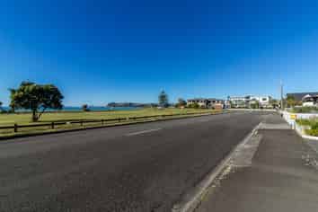 3A The Esplanade, Westshore