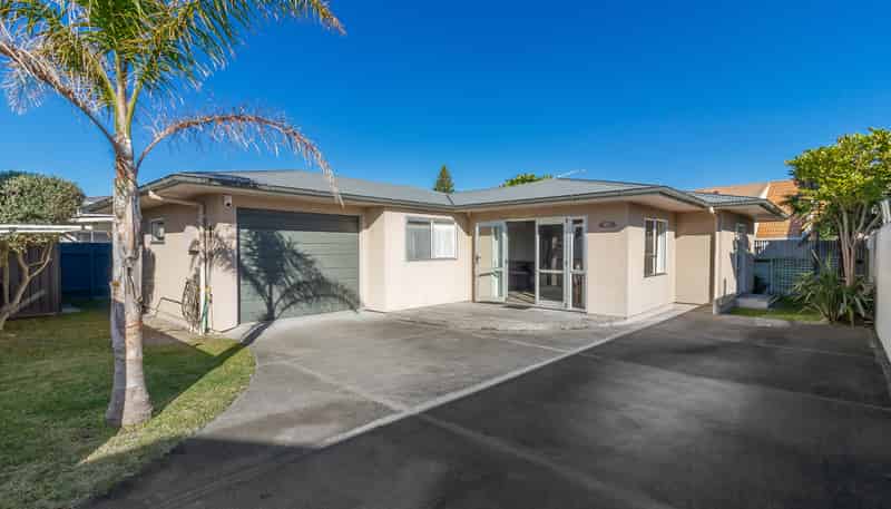 3A The Esplanade, Westshore