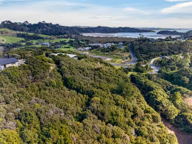 5860 Russell Whakapara Road, Russell
