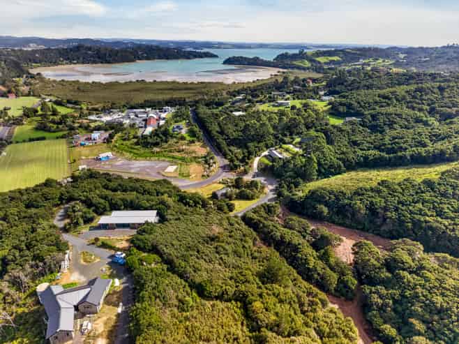 5860 Russell Whakapara Road, Russell