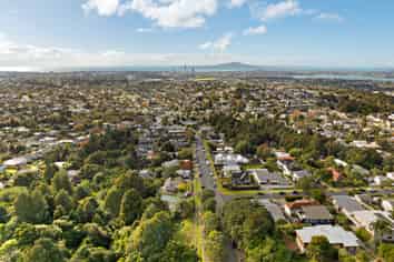 4-6 Moore Street, Hillcrest