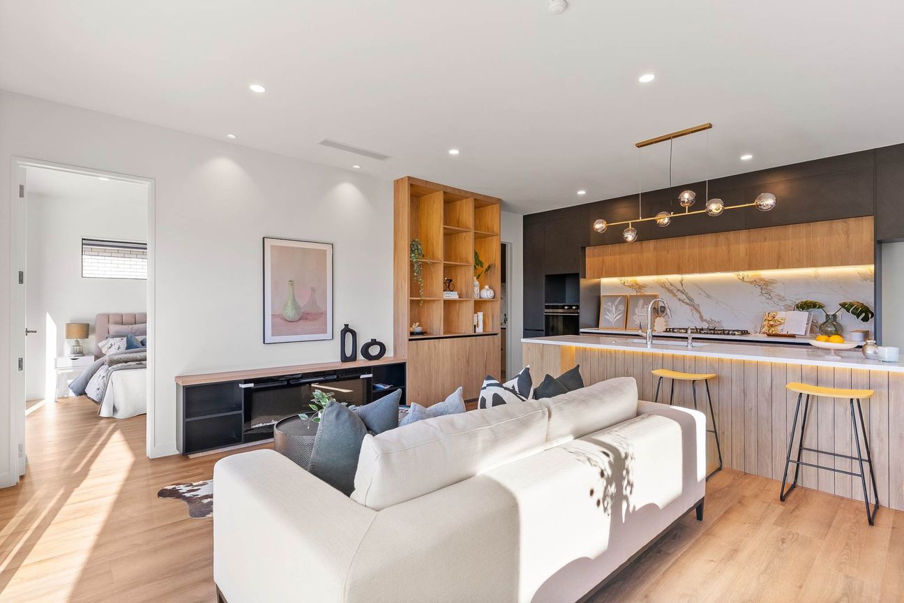 House in Flat Bush - View 5