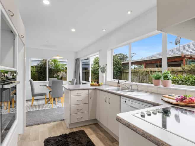2/448 Hibiscus Coast Highway, Orewa