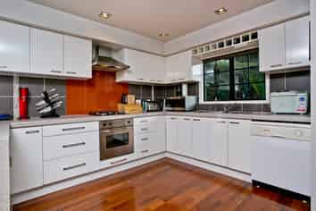 50A Gladys Avenue, Glenfield