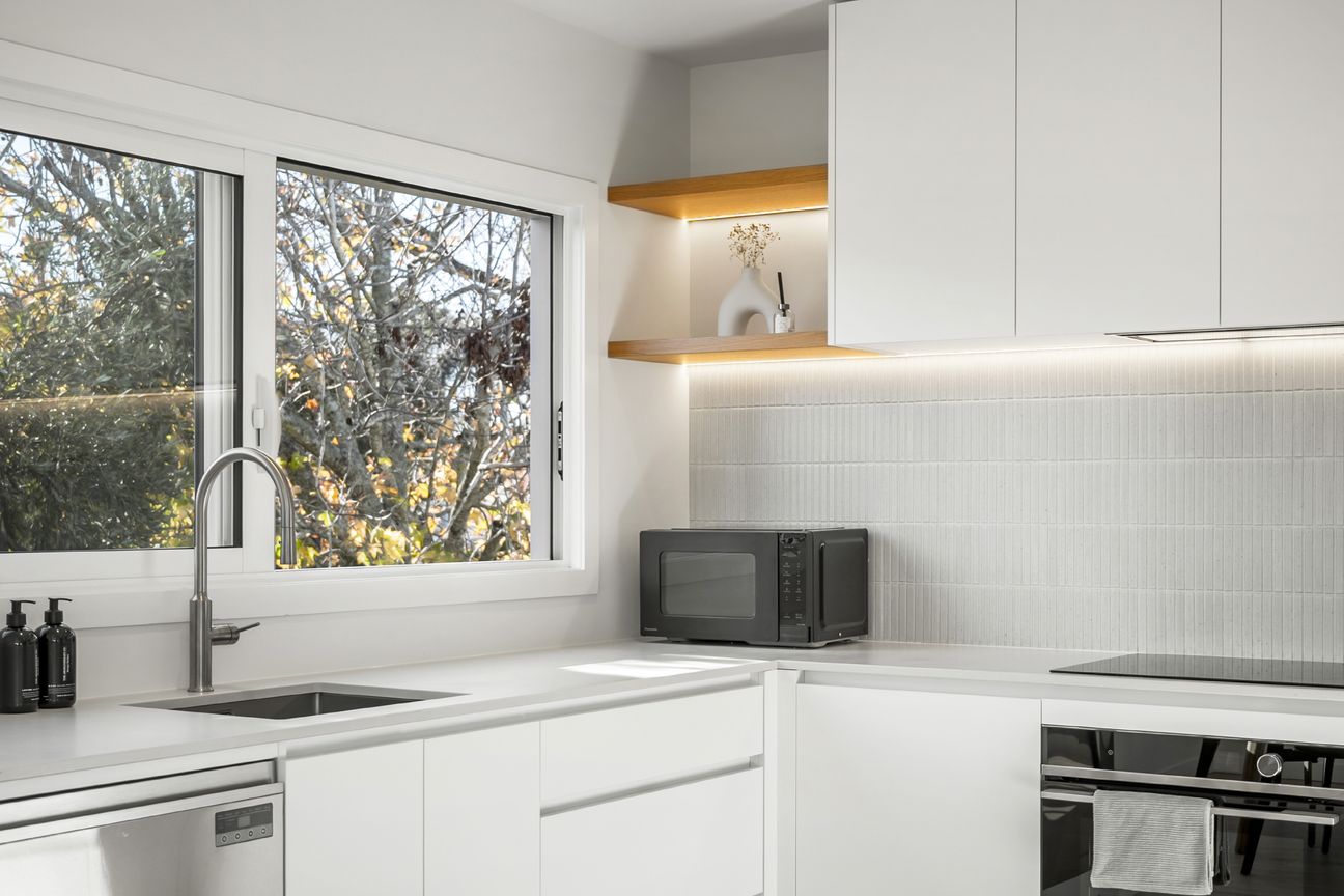Luxury Lifestyle Living Without the Price Tag - Widok 5