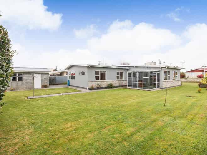 12 Bredins Line, Marton