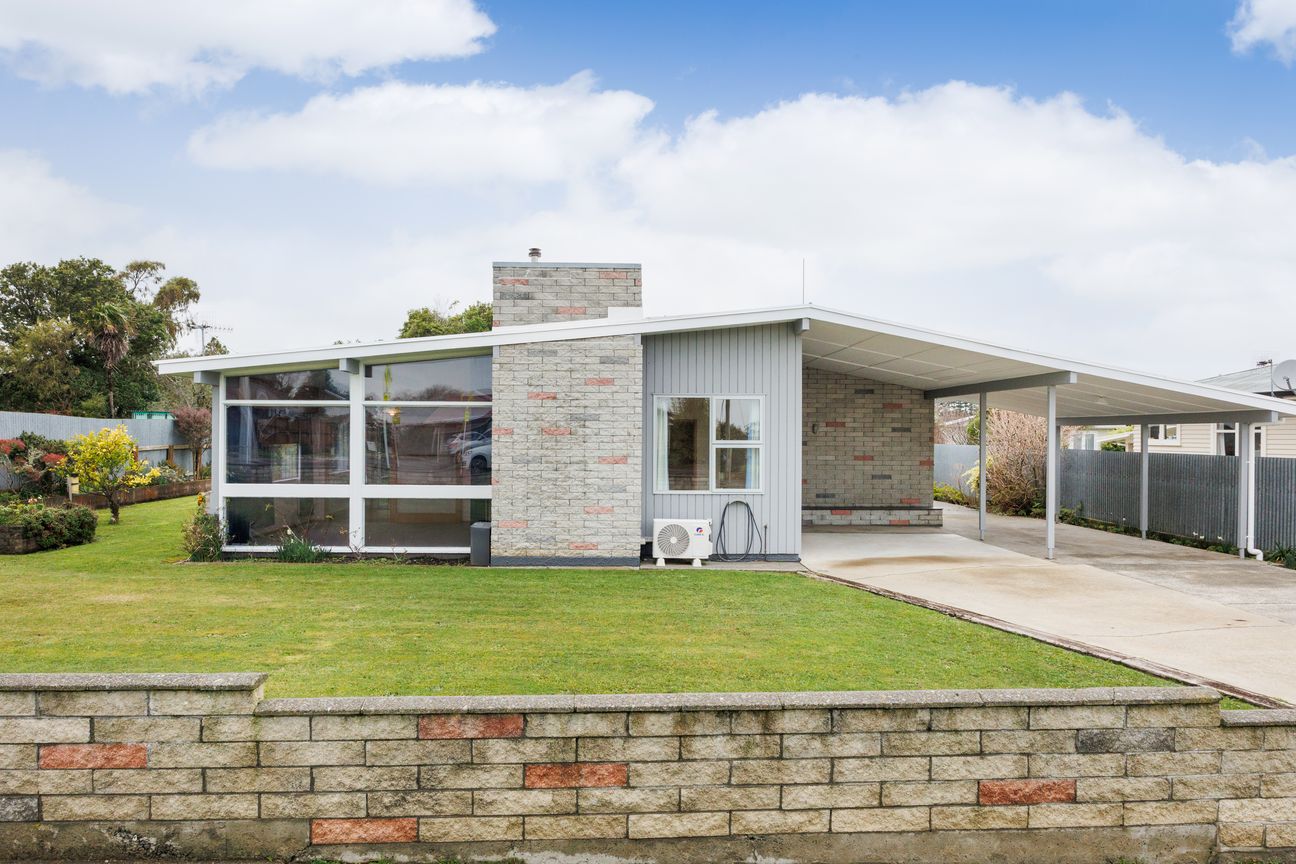 Beautifully Updated, Perfectly Positioned - Fler