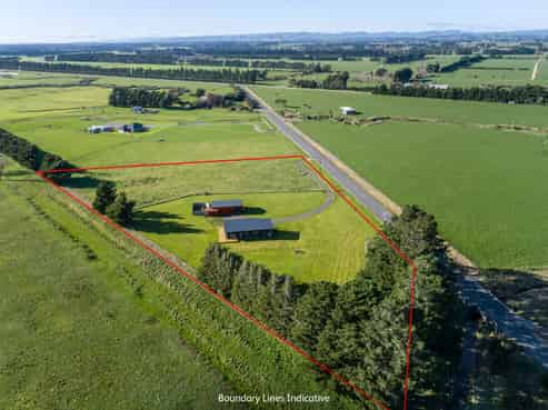 370 Western Lake Road, Western Lake
