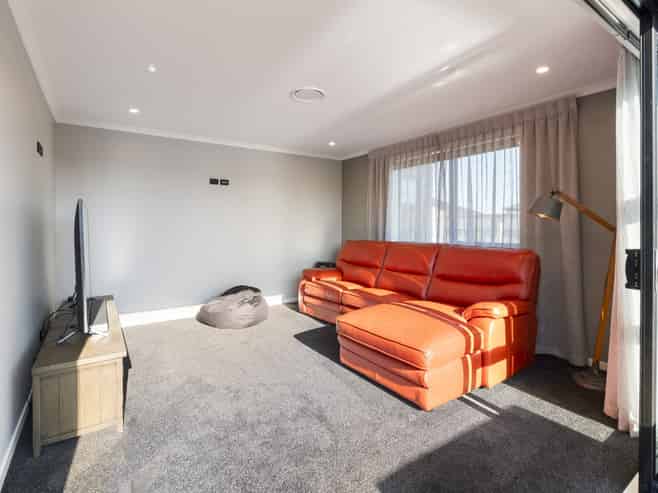 10 Kanzan Grove, Feilding