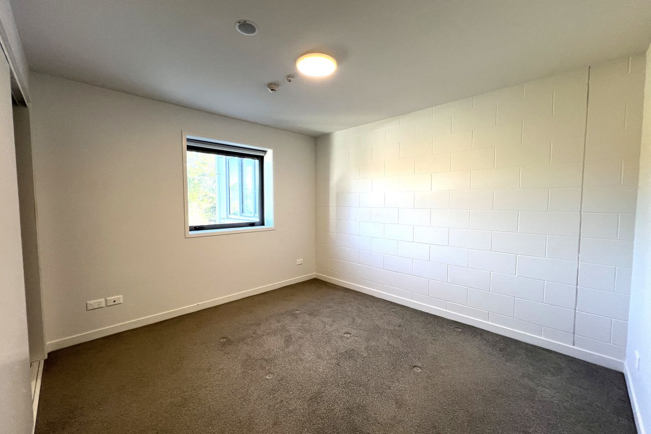 Tidy 3 bedroom apartment - Mehr