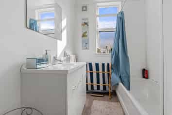 98a Pembroke Street, Carterton