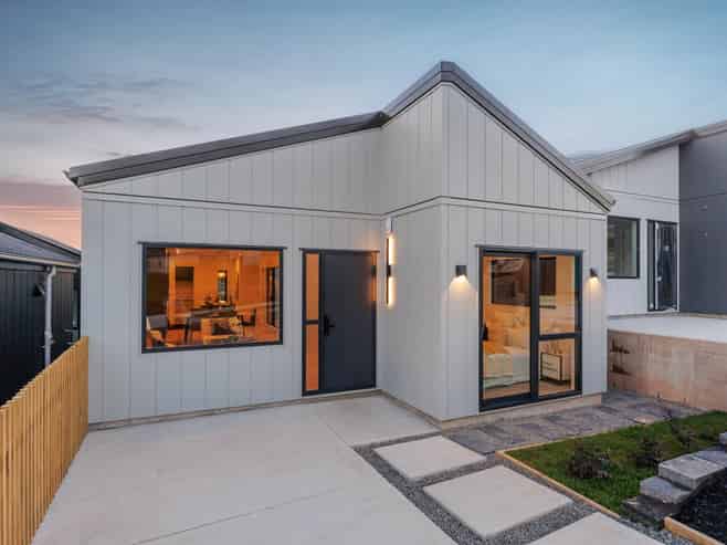 16 Moko Road, Orewa