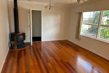 96 Elliot Street, Pahurehure
