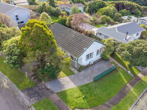 1 Woolwich Close, Whitby