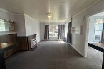 Manawatu / Whanganui - Address withheld