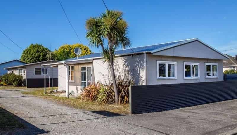 45 Harley Street, Solway