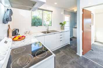 5A Rawhiti Place, Saint Johns Hill