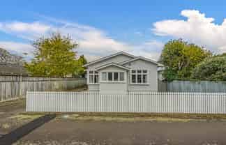 98 Wood Street, Takaro