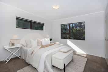 8 Panorama Drive, Parahaki
