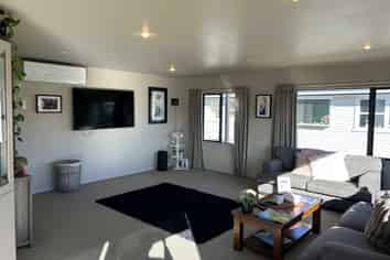 137 Otumoetai Road , Tauranga Central