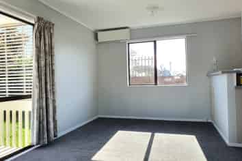 84a Enderley Avenue, Enderley