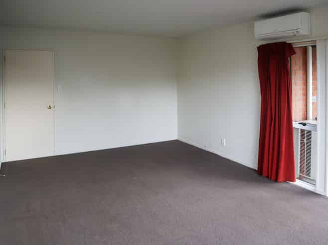 4 Travis Road, Burwood