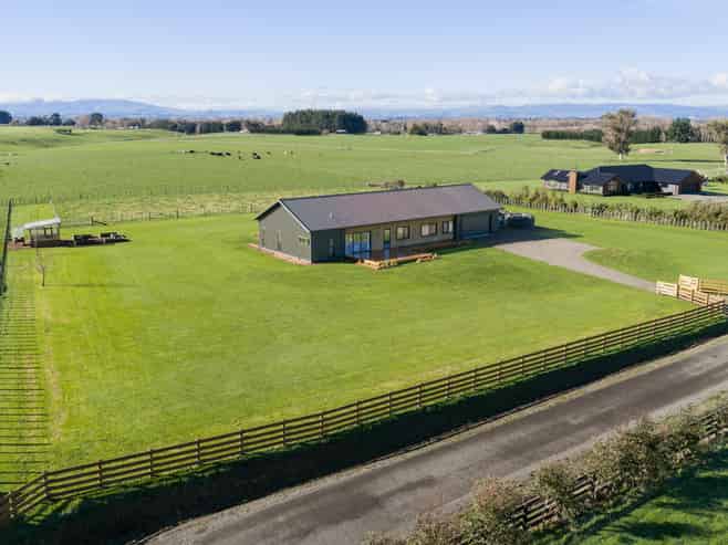 1768B State Highway 3, Feilding