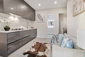 12 Woodacre Street, Flat Bush