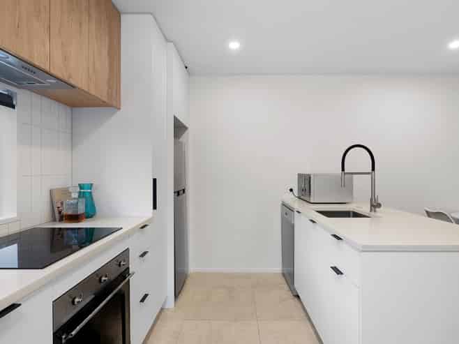 2/24 Devonport Lane, Saint Albans