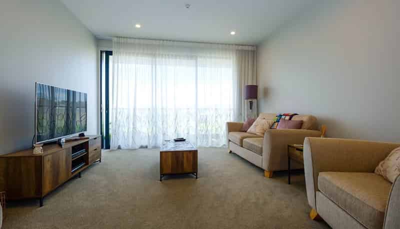 13/4 Stables Lane, Millwater