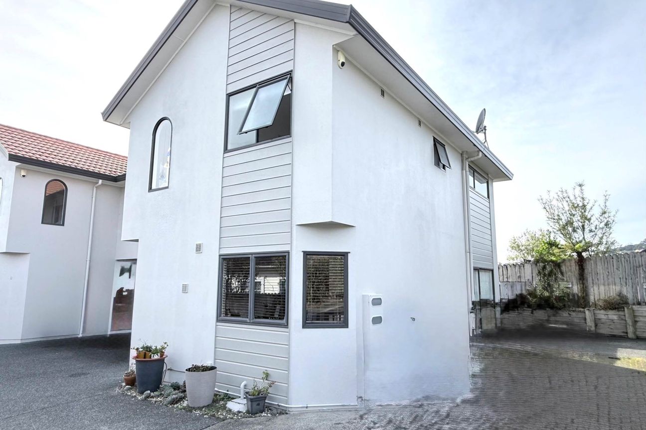 Bright & Sunny 3-Bedroom Duplex Townhouse with... - Widok 3