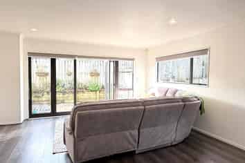 7/102 Greenhithe Road, Greenhithe