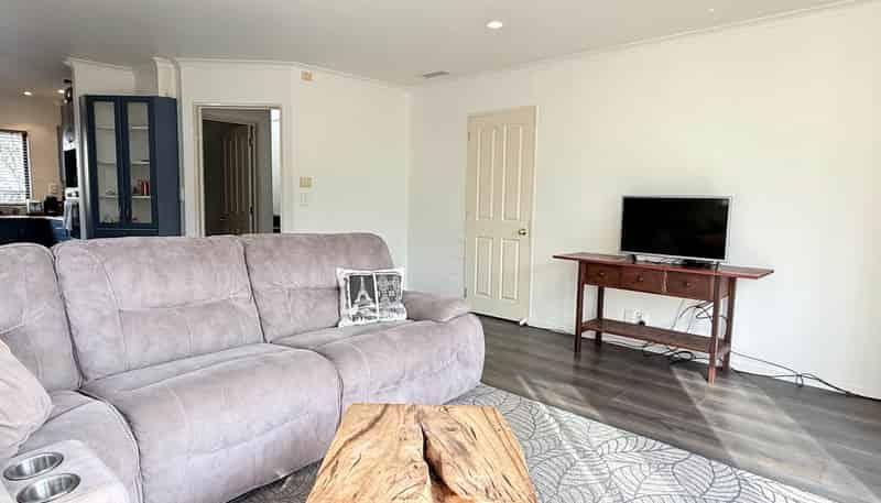 7/102 Greenhithe Road, Greenhithe